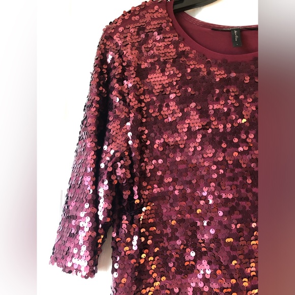 BCBGMaxazria burgundy sequin dress - size L - Picture 3 of 3